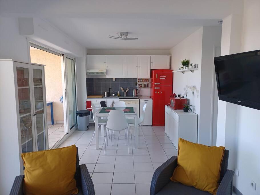 Plain-Pied, Terrasse, Piscine, Pleine Vue Mer, Plage A 6' A Pied, Parking, Wifi Fleury  Esterno foto